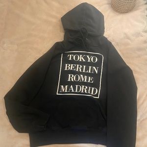 Black Forever 21 hooded sweatshirt